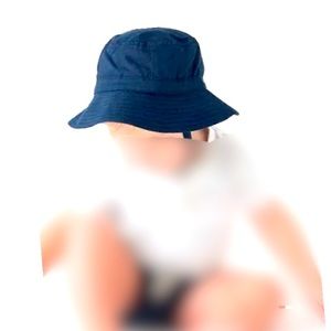 Sun hat child spf beach hat new with tags blue with chin strap